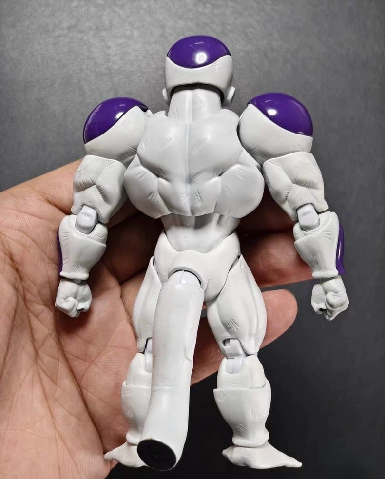 DB Toys DB Factory Frieza Drag - Model Kit Harley Quinn reseña y precio