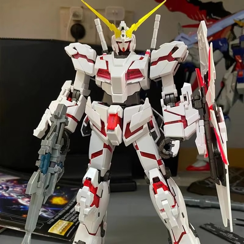 En stock HG 1/144 RX-0 Unicorn - Model Kit Barbatos reseña y precio