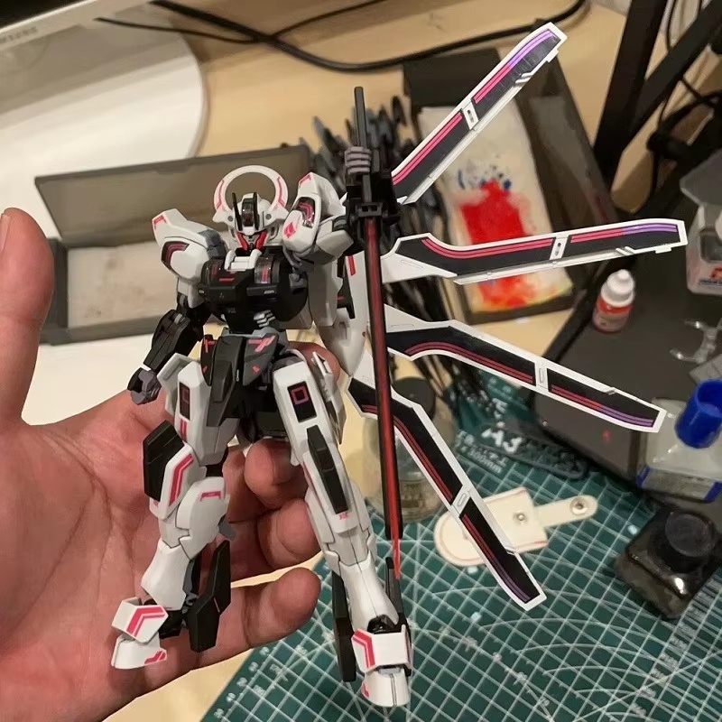 HG 1/144 Schwarzette la bruja  - Model Kit Barbatos reseña y precio